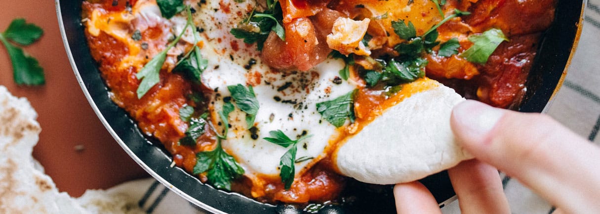 Shakshuka ist ein beliebtes Gericht in Israel und Nordafrika.