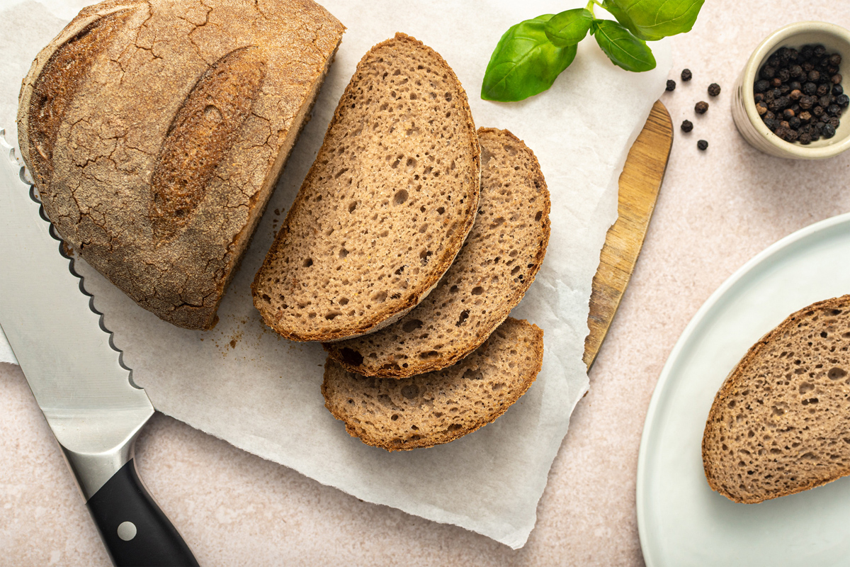 Pressefoto BPURE Bio Sauerteigbrot quer Kommunikation pur