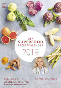 Superfood Rezeptkalender von Dr. med. Anne Fleck: Ein Jahr voller gesunder Rezepte und Ernährungswissen.